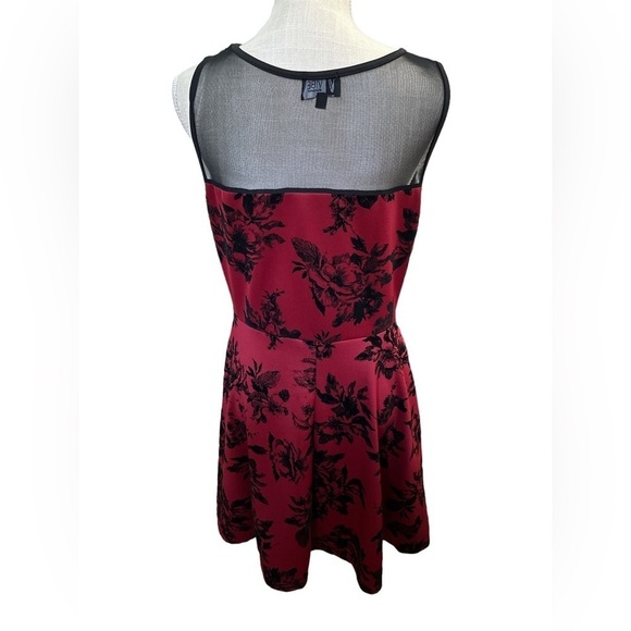 Vibe Sportswear dress. Size 1X - Picture 2 of 3